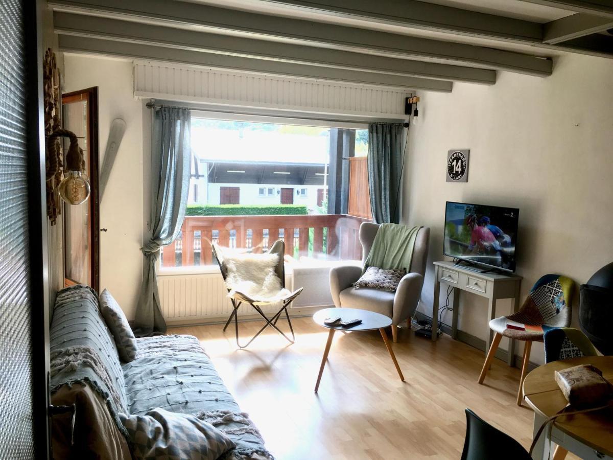T2 Centre Village - Proximite Telecabine - Vue Montagne Plein Sud - Terrasse Couverte - Balcon - Chambre 1 Lit Double En 160 - Salon 1 Canape Convertible En 140 - Cuisine Separee Saint-Lary-Soulan Dış mekan fotoğraf
